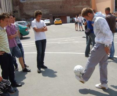 Fundaşul Răzvan Lupu, de la FC Bihor, a jucat fotbal cu gojdiştii